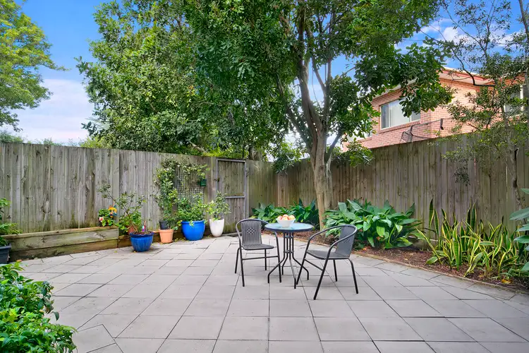 4/3-4 Carousel Close, Dee Why NSW 2099