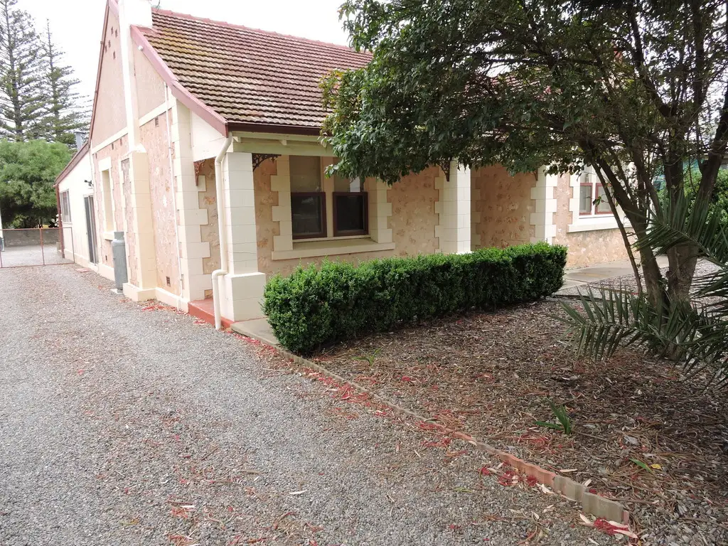 Main view of Homely house listing, 10 Alice Terrace, Murray Bridge SA 5253
