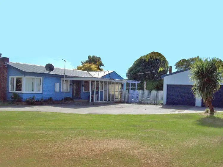 105 Main Road, Ulverstone TAS 7315