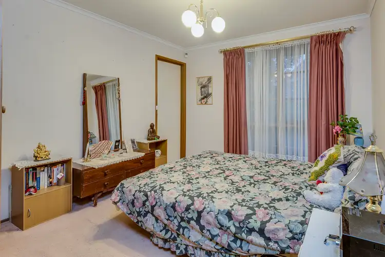 Sixth view of Homely house listing, 31 Huxley Crescent, Endeavour Hills VIC 3802
