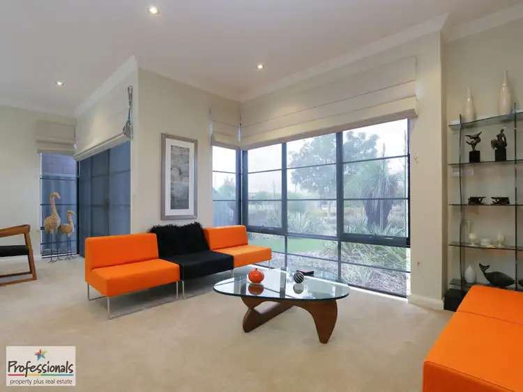 Sixth view of Homely house listing, 19 Splendid Gardens, Harrisdale WA 6112