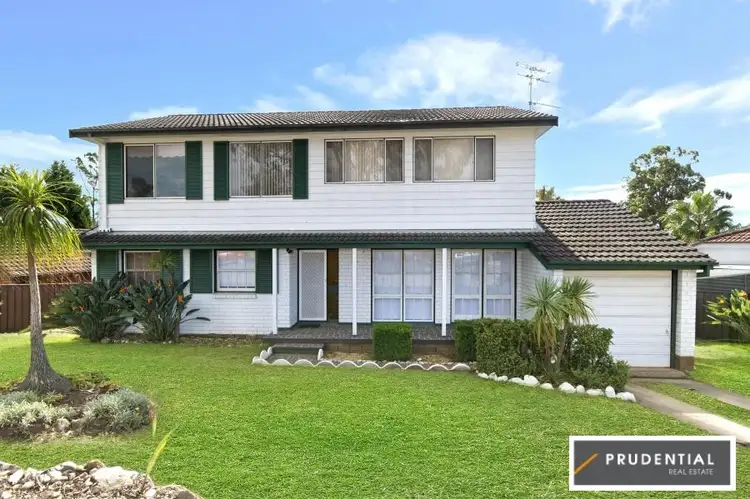 15 Elgata Crescent, Bradbury NSW 2560