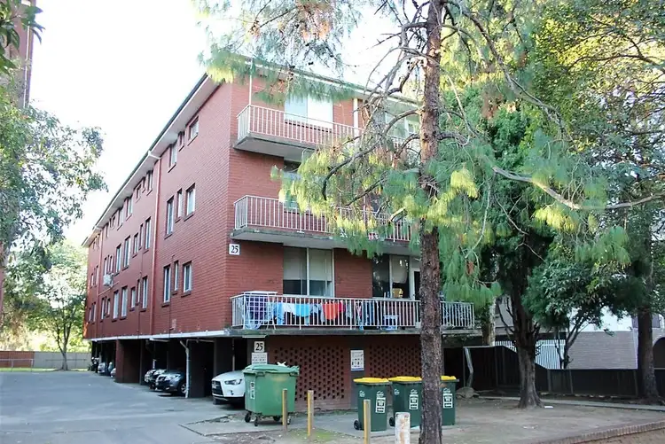 3/25 McBurney Road, Cabramatta NSW 2166