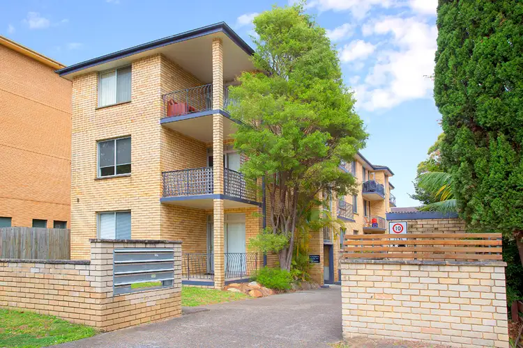 Third view of Homely unit listing, 10/8 Avon Road, Dee Why NSW 2099