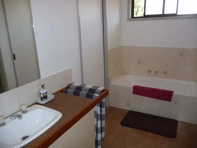 Seventh view of Homely house listing, 4/99 Crossen St, Echuca VIC 3564