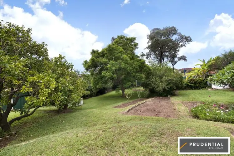 Fifth view of Homely house listing, 10 Rosalind Crescent, Campbelltown NSW 2560