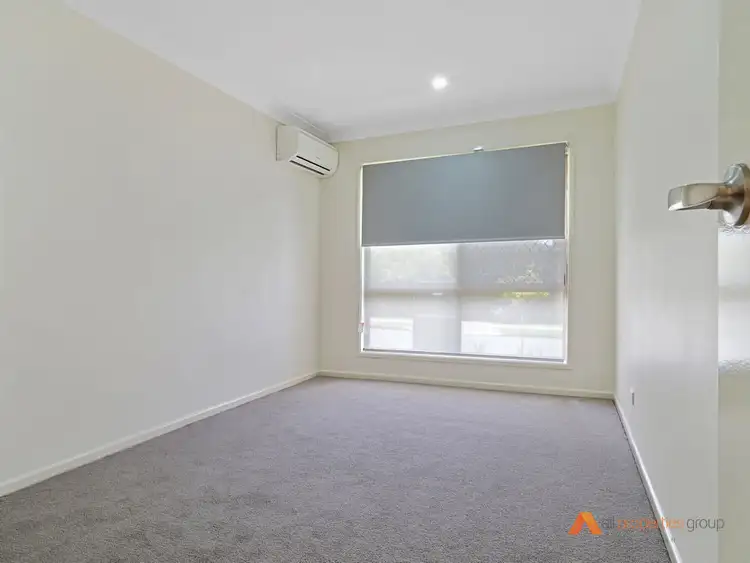 Sixth view of Homely house listing, 8 Elonera Drive, Slacks Creek QLD 4127