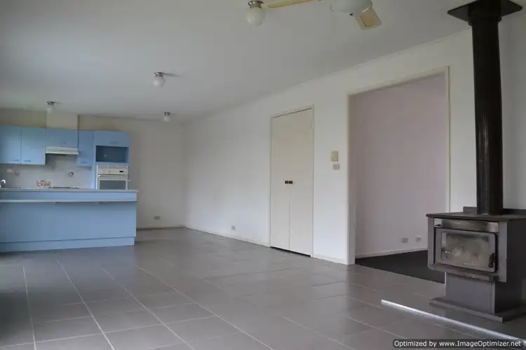 Fifth view of Homely house listing, 41 Hoyt Street, Lindenow VIC 3865