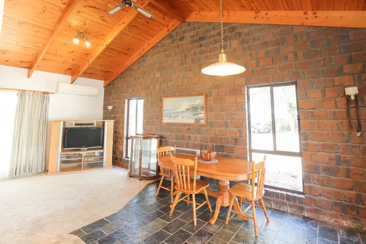 Seventh view of Homely house listing, 477 McEdward Street, Birdwoodton VIC 3505