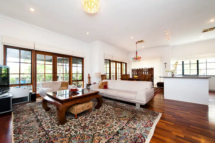 2/59 Davies Road, Claremont WA 6010