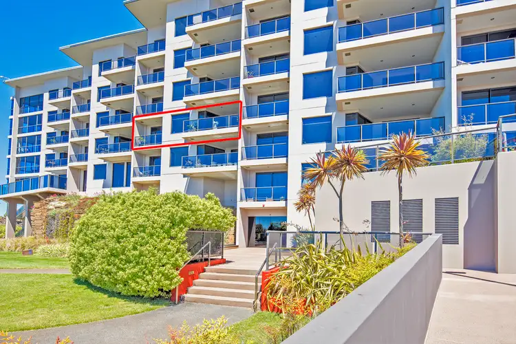Main view of Homely unit listing, 8/5 North Terrace, Burnie TAS 7320