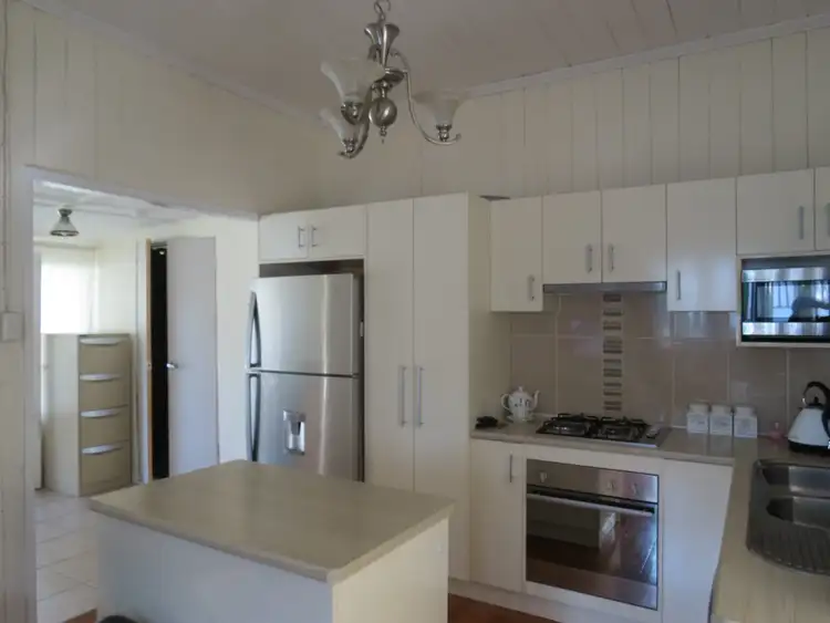 Seventh view of Homely house listing, 325 Torquay Terrace, Torquay QLD 4655