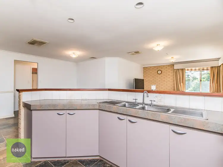 Fifth view of Homely house listing, 18 Billing Place, Mount Richon WA 6112