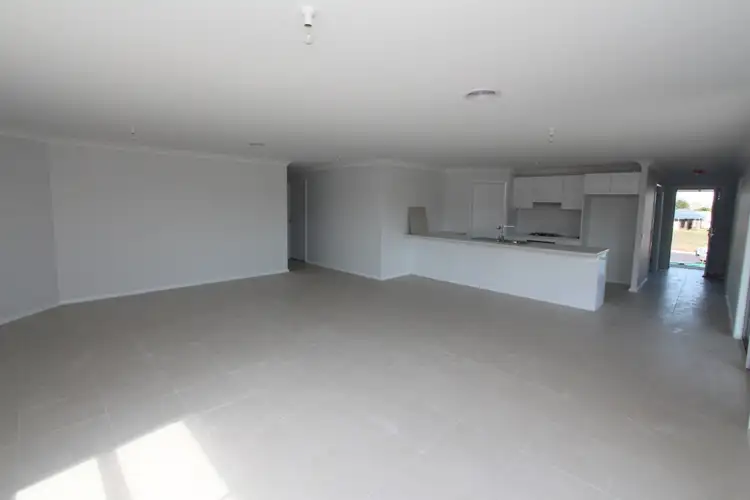 Seventh view of Homely house listing, 2 Byrne, Kelso NSW 2795