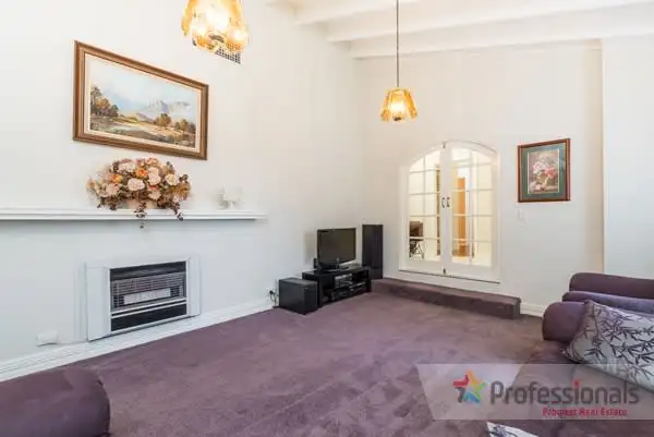 186 Ferndale Crescent, Ferndale WA 6148