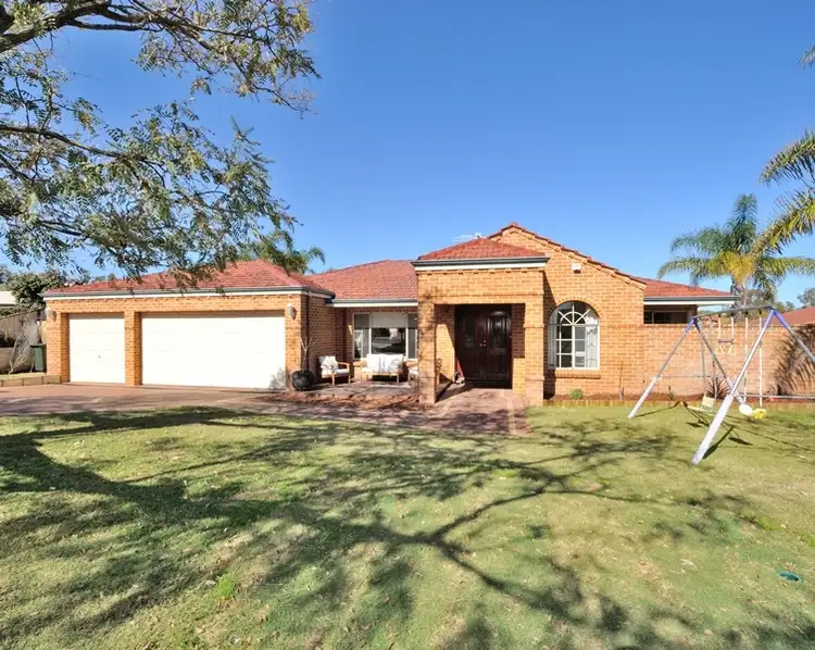 Second view of Homely house listing, 4 Nicoli Place, Baldivis WA 6171