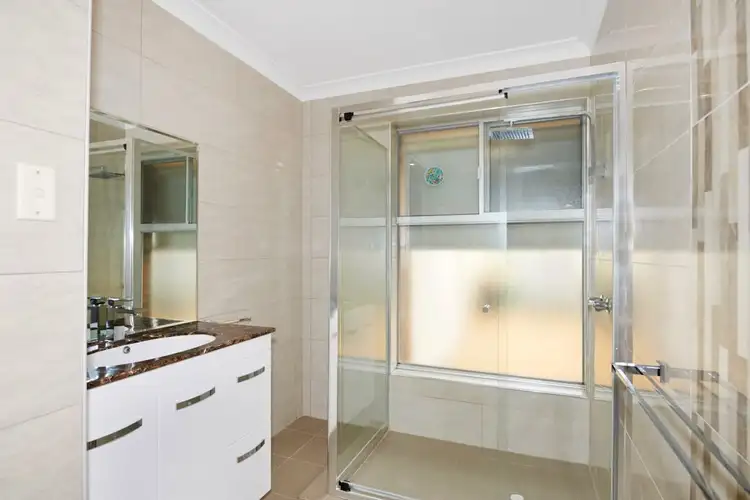 Seventh view of Homely semi-detached listing, 29A Lynda Crescent, Cooloongup WA 6168