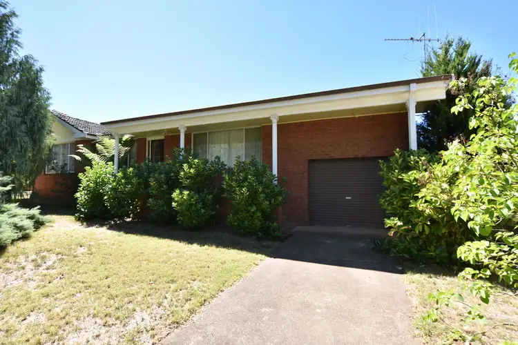 17 Grevillea Street, Orange NSW 2800