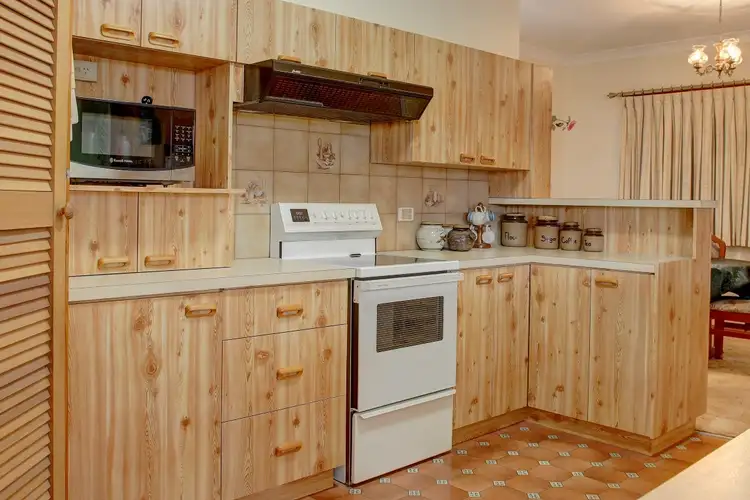 Fifth view of Homely house listing, 9 O'Shanahan Drive, Louth Bay SA 5607