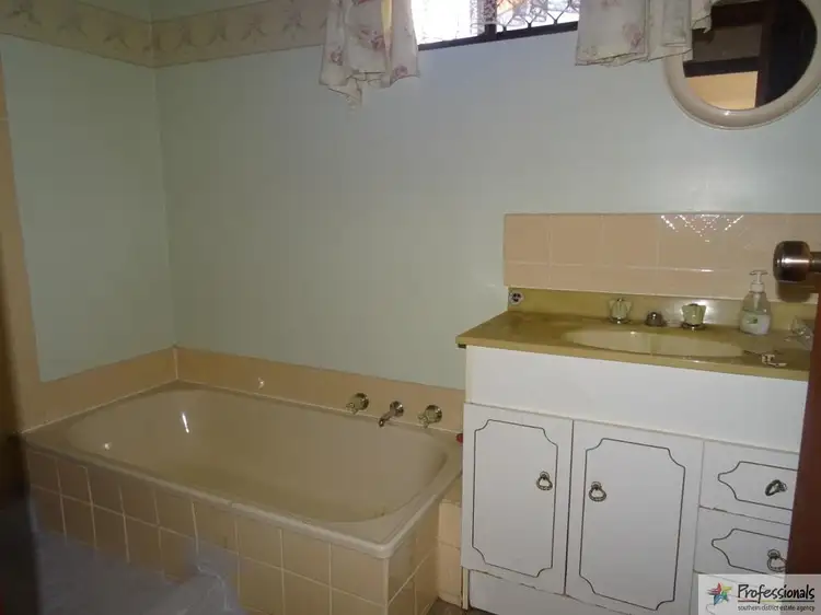 Seventh view of Homely house listing, 18 Harnett Street, Collie WA 6225