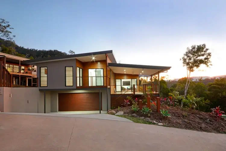 12/13 Border Drive, Cannonvale QLD 4802