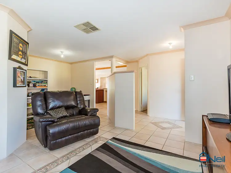 Fifth view of Homely house listing, 122 Lowanna Way, Armadale WA 6112