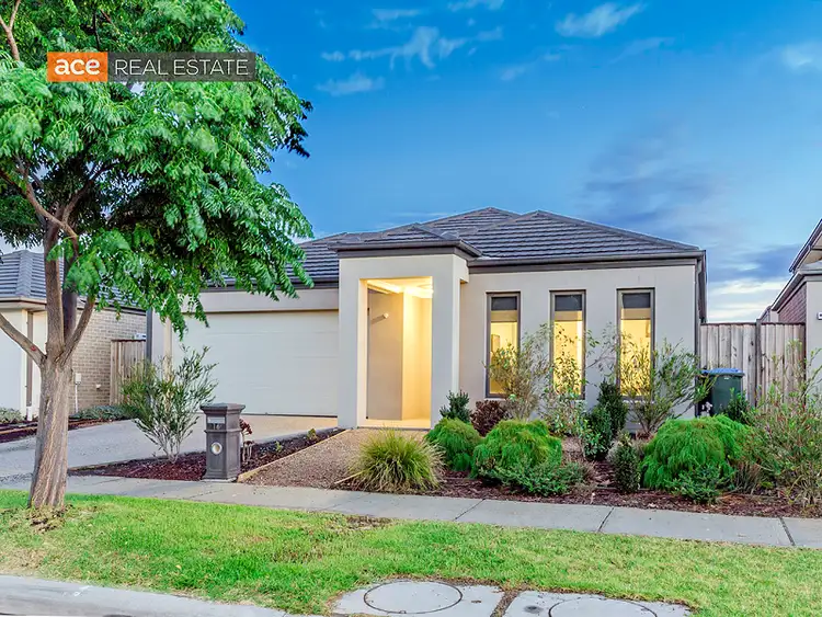 16 Trenchard Road, Williams Landing VIC 3027