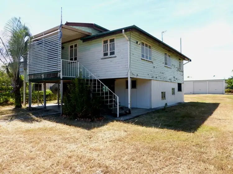 9 Flowers Street, Railway Estate QLD 4810