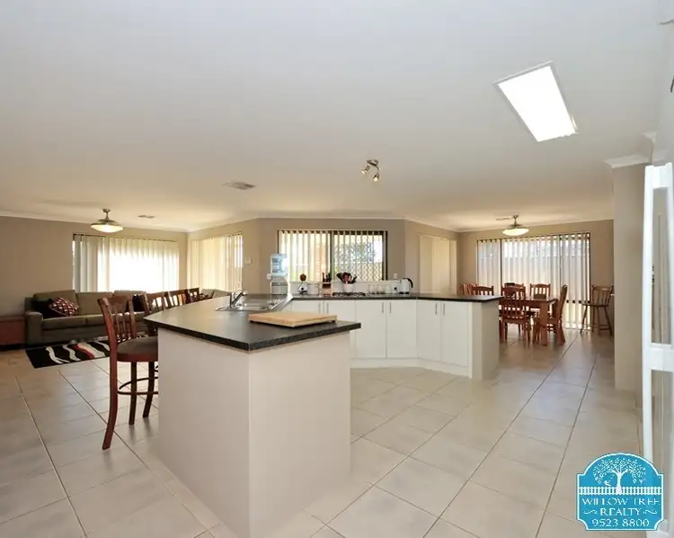 Fifth view of Homely house listing, 42 Aldersyde Meander, Baldivis WA 6171