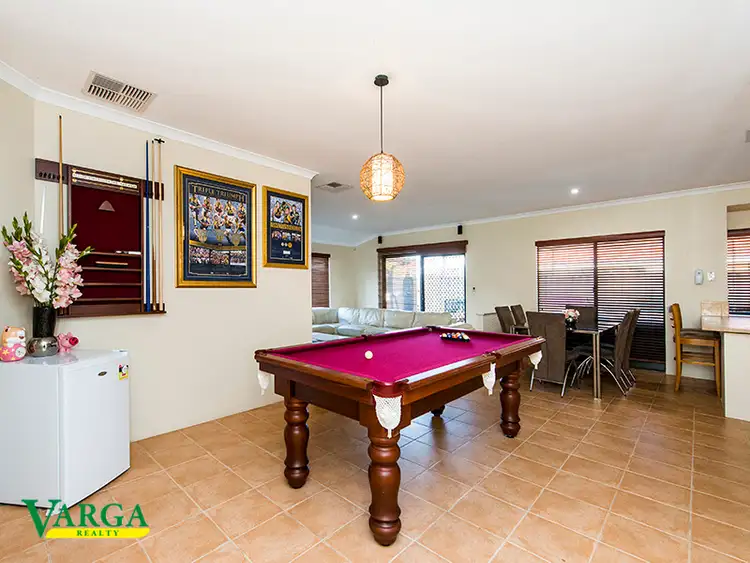 Sixth view of Homely house listing, 2 Bartlett Way, Canning Vale WA 6155