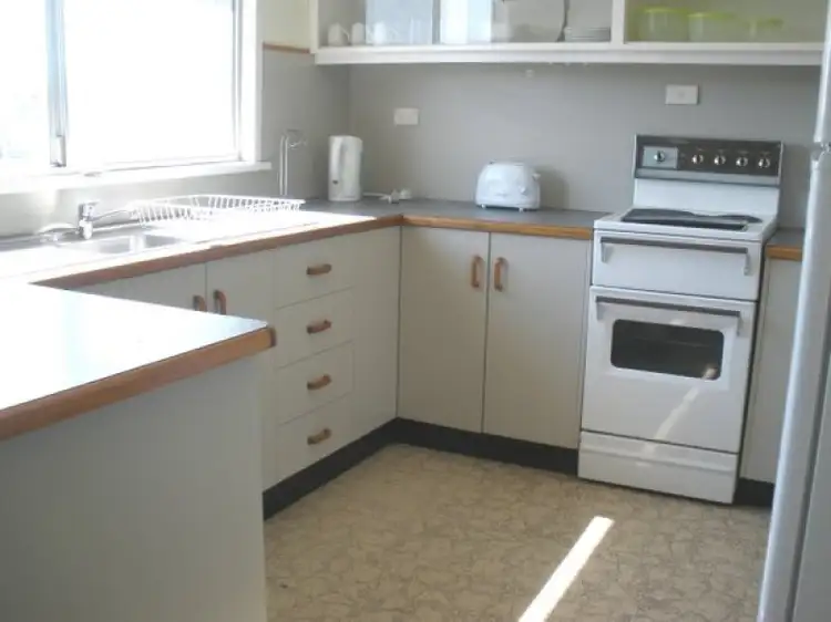 Second view of Homely block of units listing, 17-19 Acacia Street, Blackwater QLD 4717