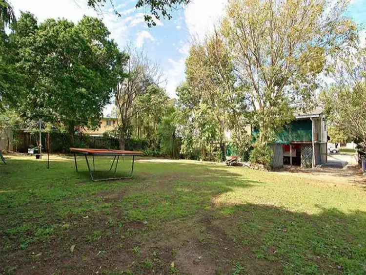Seventh view of Homely house listing, 2 Pearen street, Clontarf QLD 4019