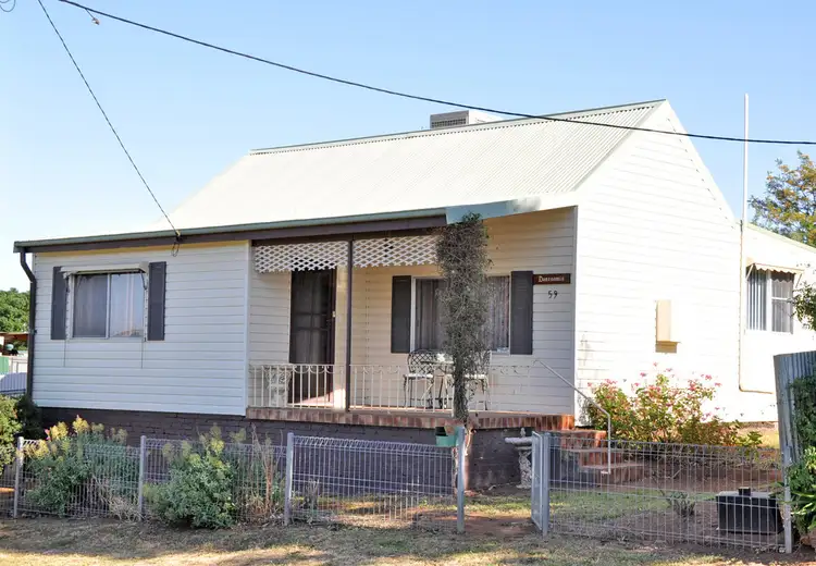 59 Marquis Street, Junee NSW 2663