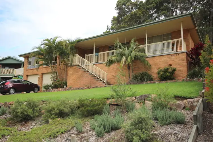 5 Ironwood Close, Caves Beach NSW 2281