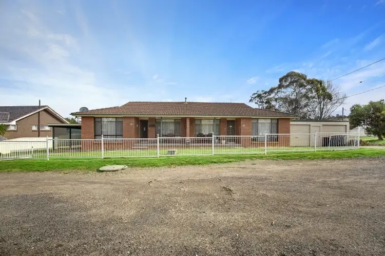 194-196 Clinton St, Goulburn NSW 2580