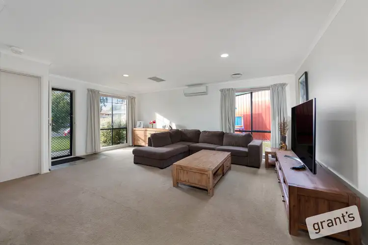 Sixth view of Homely house listing, 25 Maltravers Crescent, Cranbourne North VIC 3977