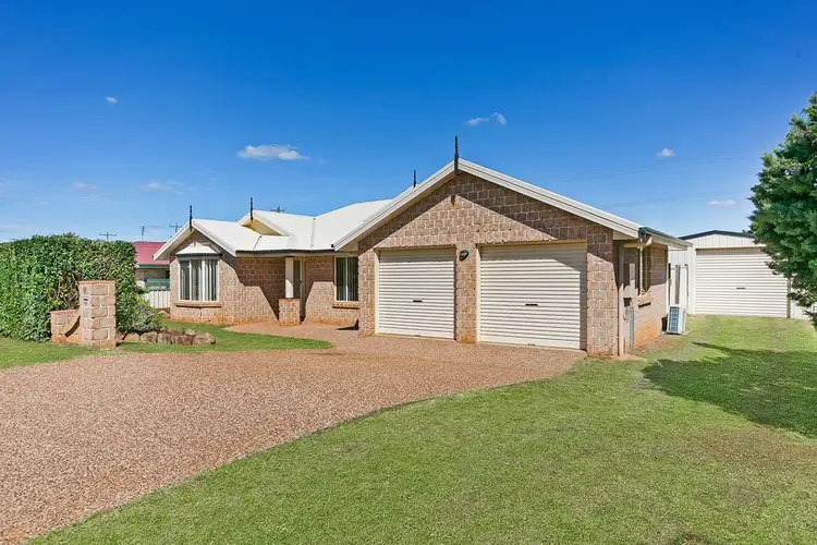 11 Gregory Court, Highfields QLD 4352