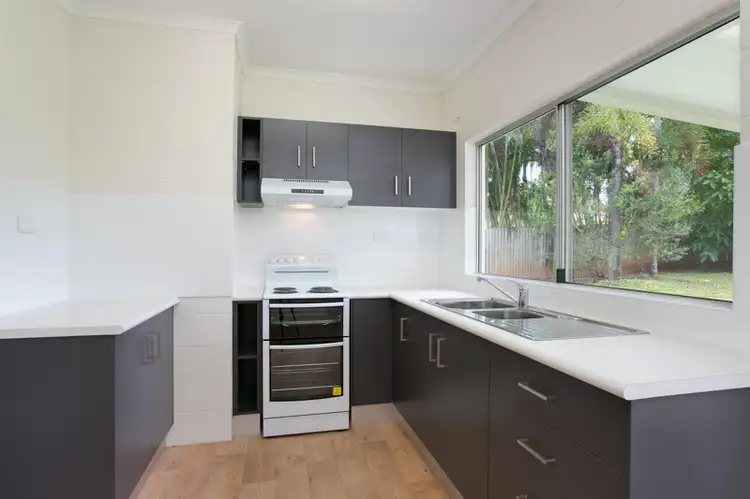 21 Bee Close, Bentley Park QLD 4869