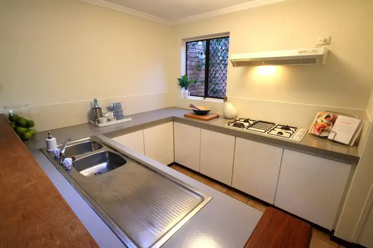 Sixth view of Homely house listing, 4/5 Hellam Grove, Booragoon WA 6154