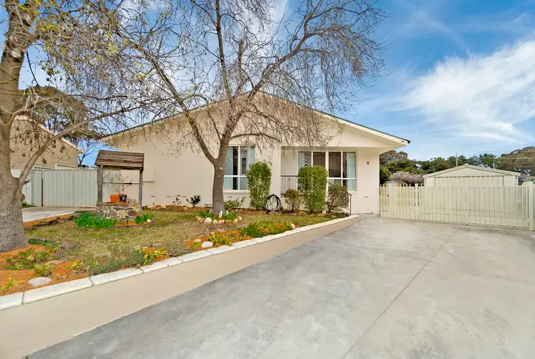 Second view of Homely house listing, 9 Prevost Place, Macgregor ACT 2615