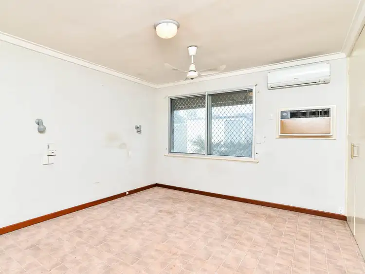 Fifth view of Homely house listing, 33 Acacia Close, Armadale WA 6112