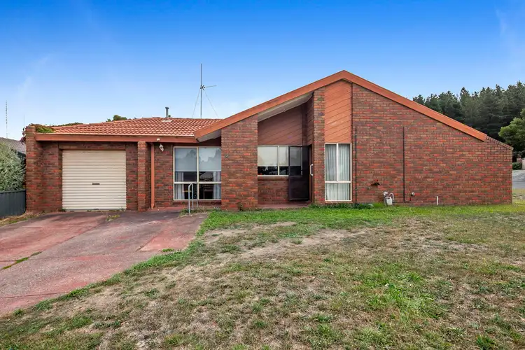 Main view of Homely house listing, 2/8 Rodney Avenue, Canadian VIC 3350