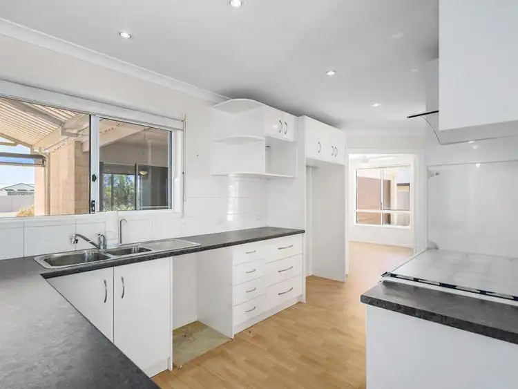 Fourth view of Homely house listing, 1 Tamarisk Way, Woorree WA 6530