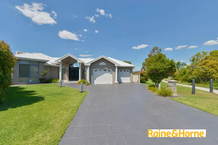15 Glen Alpha Close, Tamworth NSW 2340