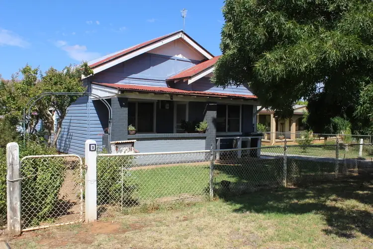 9 Bellevue Street, Temora NSW 2666