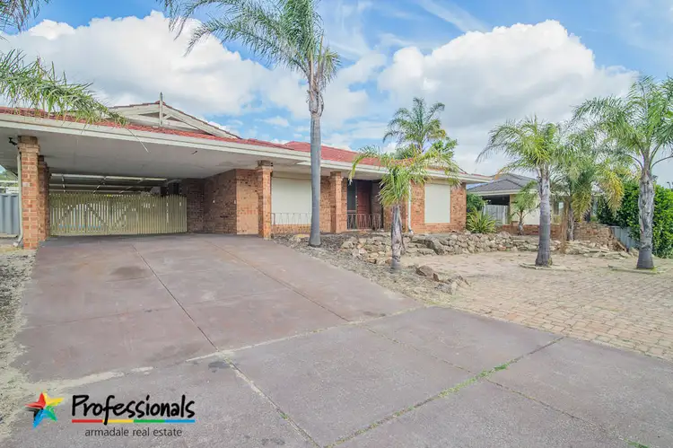 3 Chuditch Cl, Brookdale WA 6112