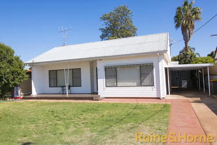 11 Stuart Street, Dubbo NSW 2830