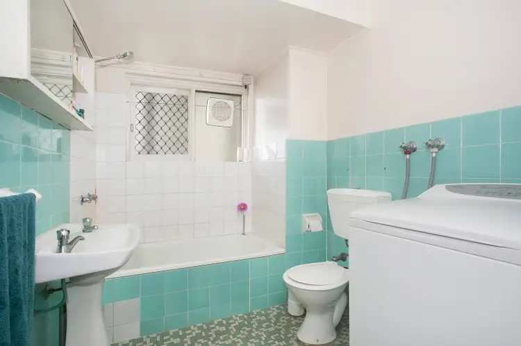 Seventh view of Homely unit listing, 15/136 'Kingtide' Old Burleigh Road, Broadbeach QLD 4218