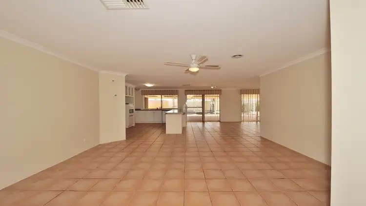 Fifth view of Homely house listing, 15 Silvertop Circle, Warnbro WA 6169