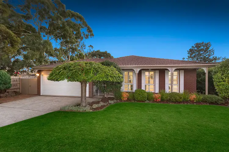 31 Mannering Drive, Glen Waverley VIC 3150